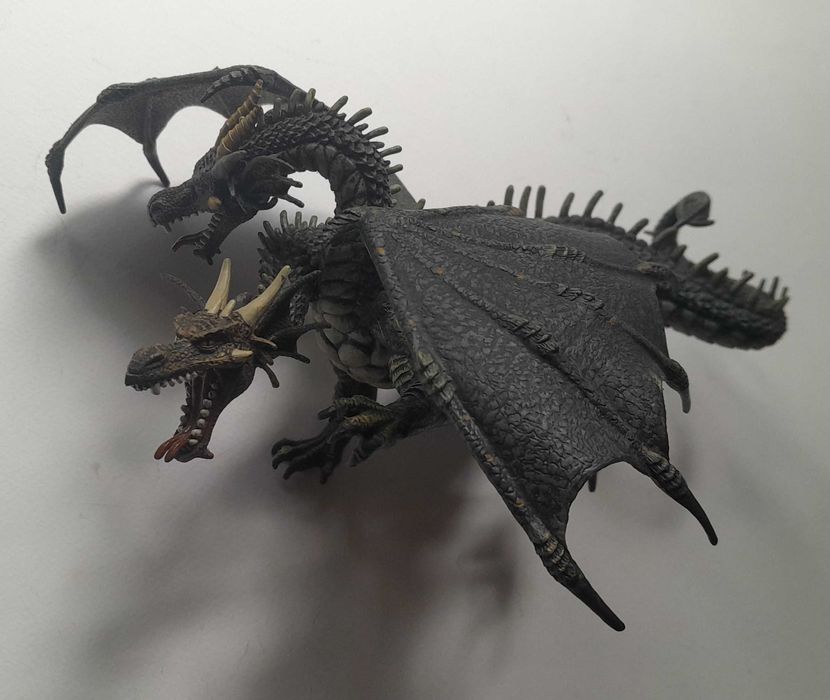 Dragon Action FIgure McFarlane Papo