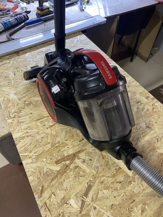 Пылесос samsungg