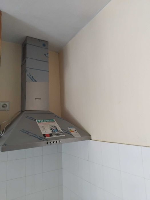 Продавам етаж плюс партер заедно АКТ 16 в супер центъра на Карнобат