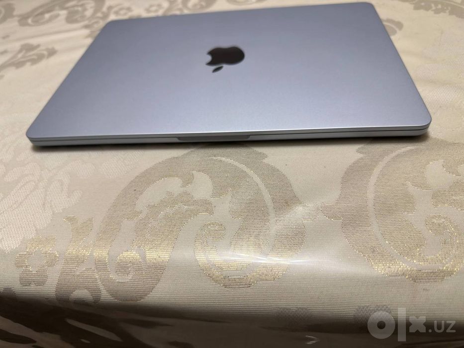 Macbook Air m5 ИДИАЛ