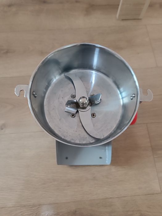 Электрический измельчитель