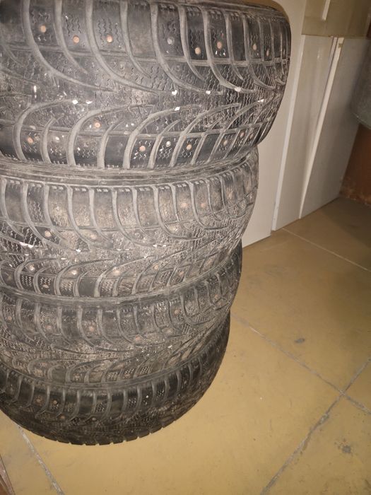 Шины 185/60/15 комплект