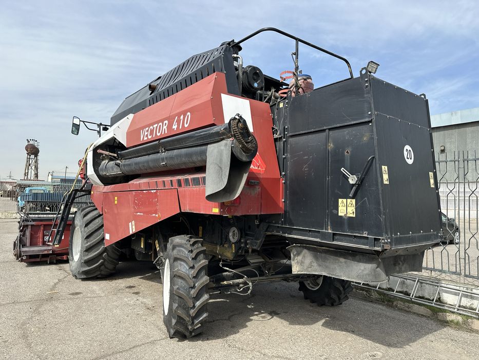 Вектор 410 комбайн сотилади/Vektor 410