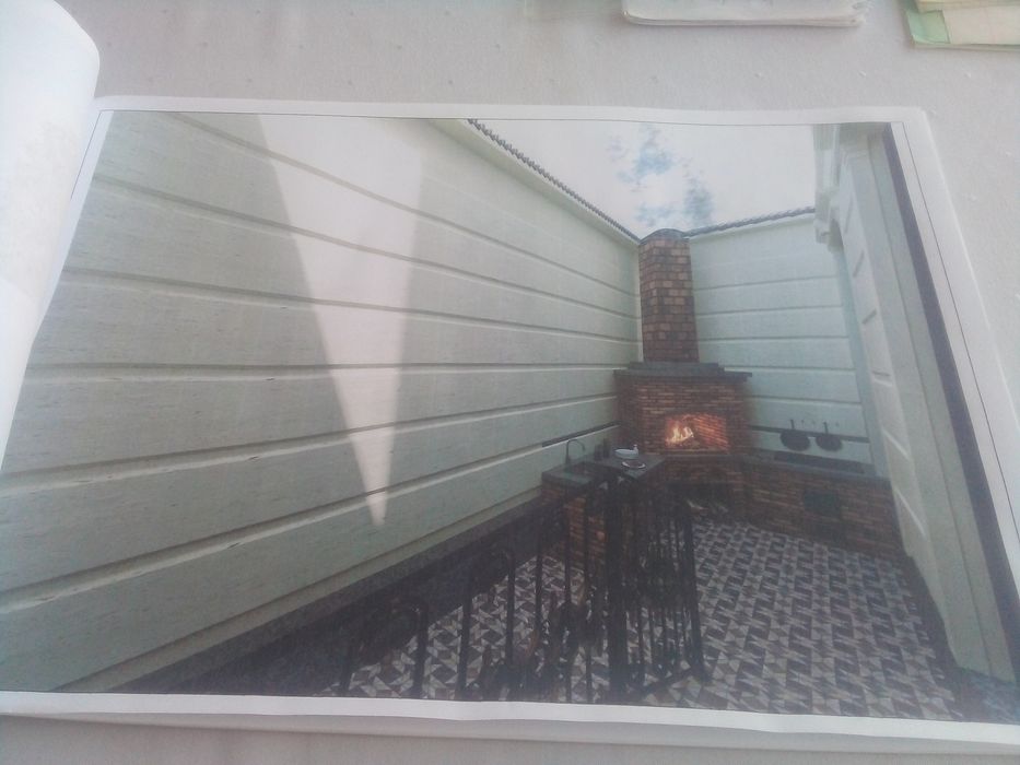 Желой дом на земле