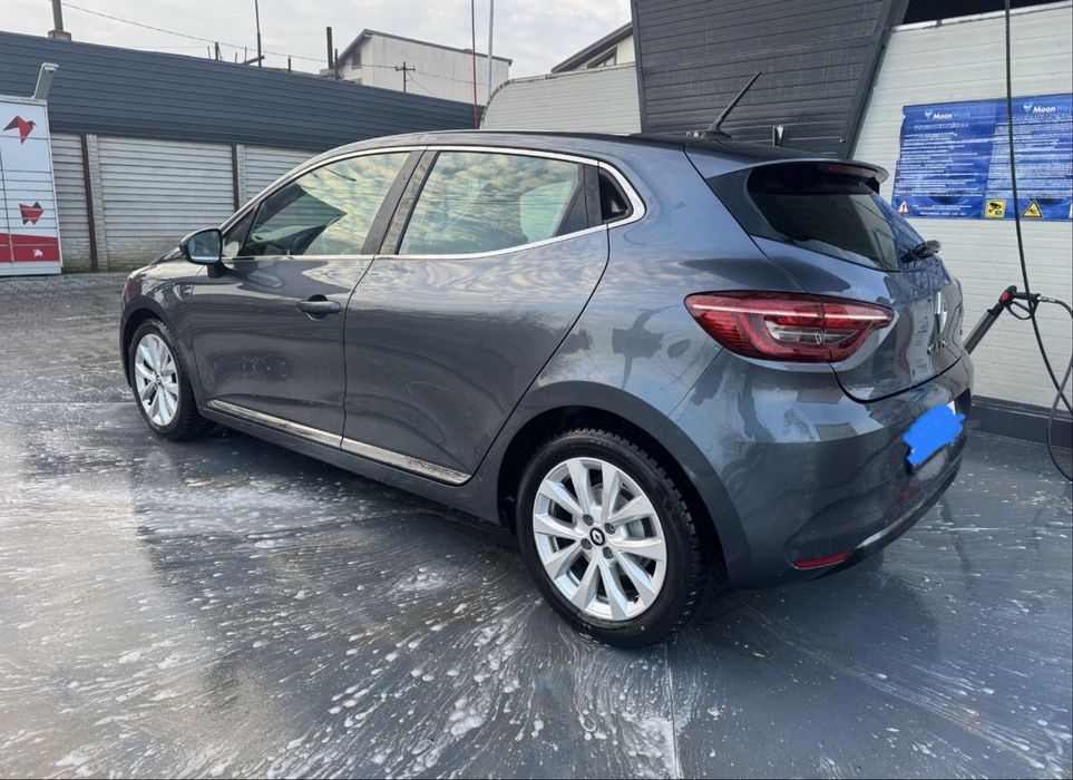 Renault Clio 1.6 E-Tech Hybrid Automat