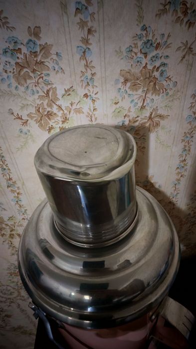 Продаётся термос