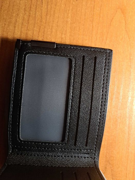 Trei portofele barbati