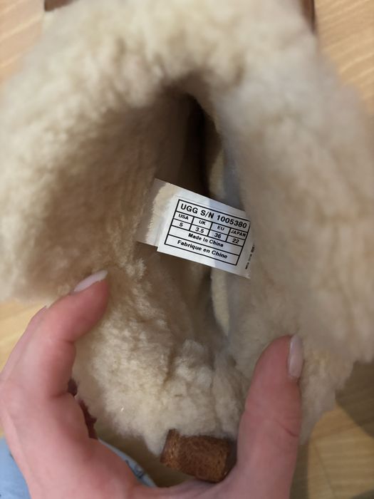 Детски кожени ботуши UGG