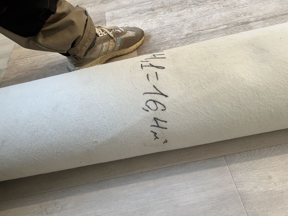 Продам дорогой линолиум