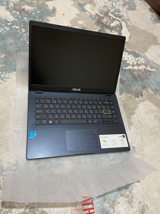 Acer 11gen SSD,Asus новом ноут