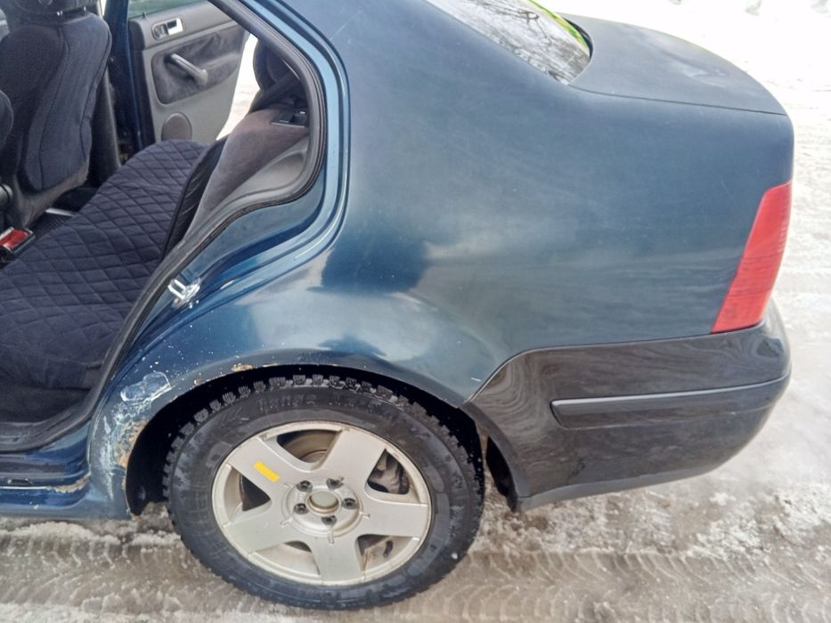 Продам машину volkswagen jetta 4
