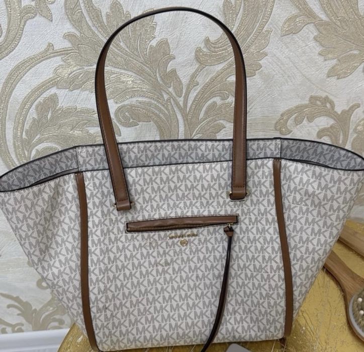 Сумка michael kors размер L оригинал