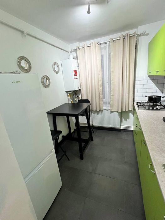 Proprietar închiriez apartament 2 camere Parfumul Teilor