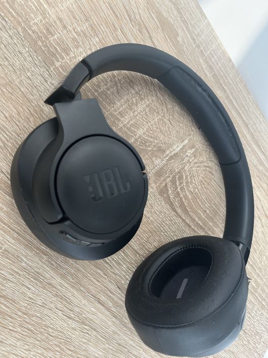JBL Tune 710BT wireless