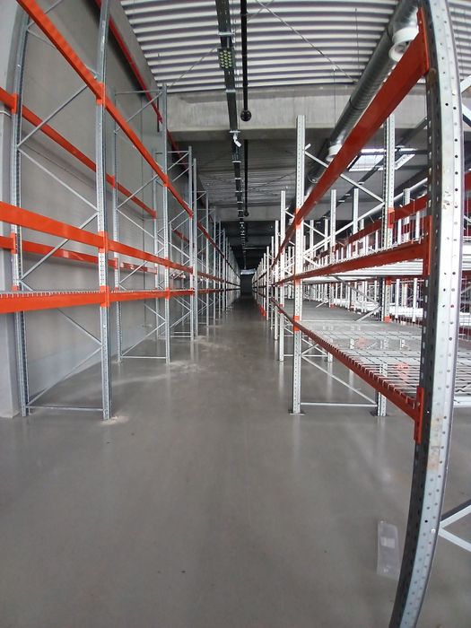 Rafturi metalice de vânzare producător Dexion