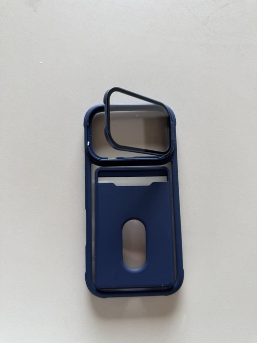 Калъв 3 в 1 за  Iphone  17 pro