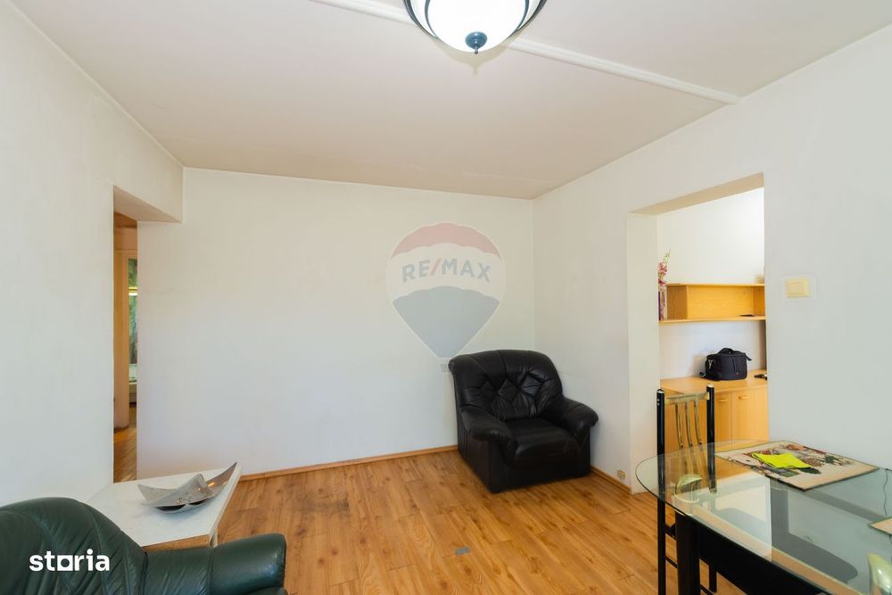 Apartament cu 3 camere de vanzare, 57 mp, Auchan Crangasi, zona verde