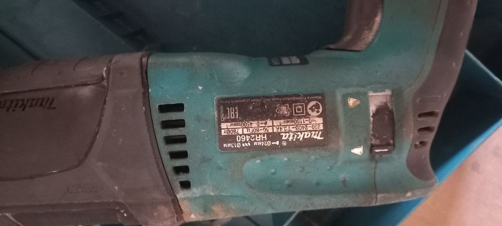 Продам перфоратор..