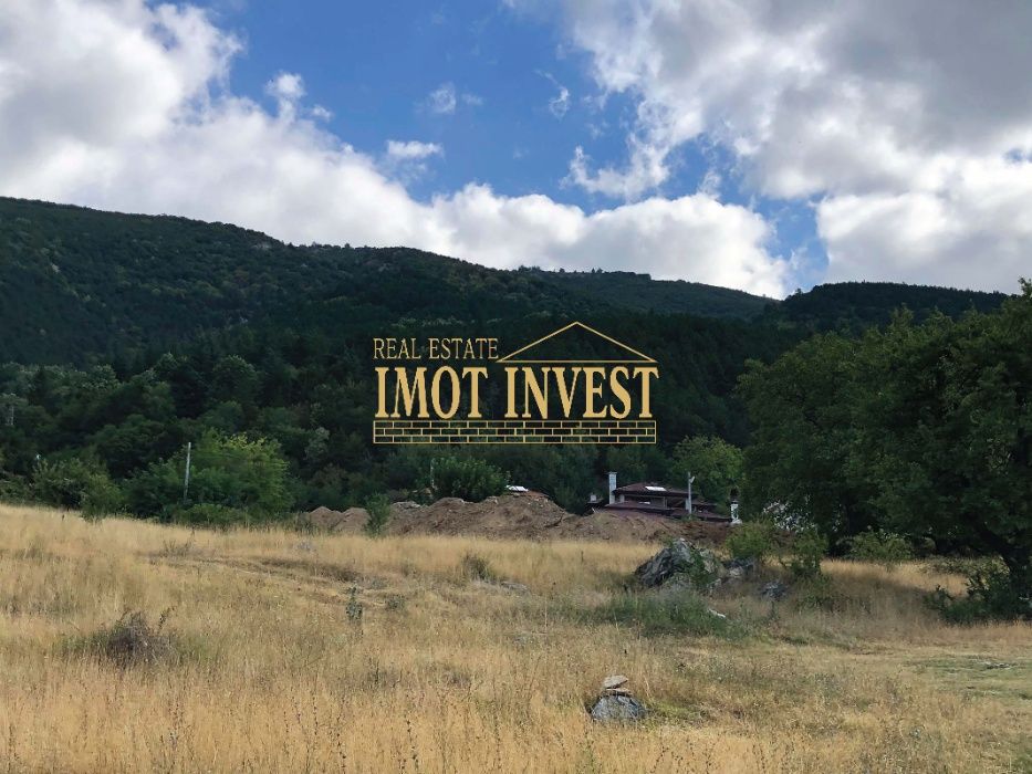 Продава се Парцел в Карлово - 1400 кв.м за 86 €/кв.м - Снимка #2