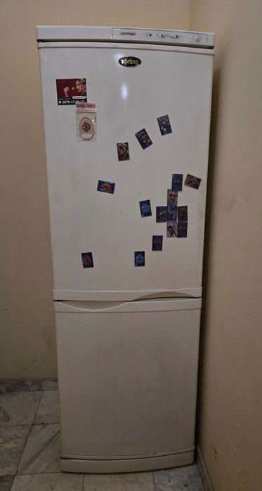 Продавам хладилник с фризер Снайге с 2 отделни компресора