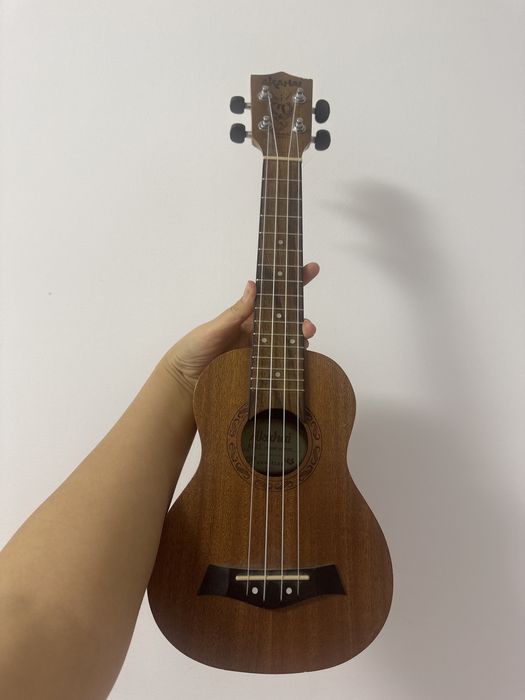 Укулеле Akahai Ronsani 2012