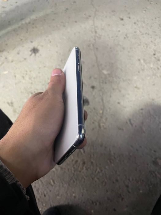 Iphone 11 pro sotiladi