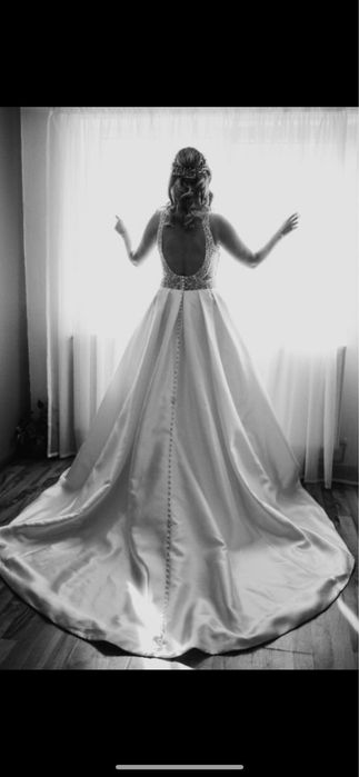Vand rochie de mireasa