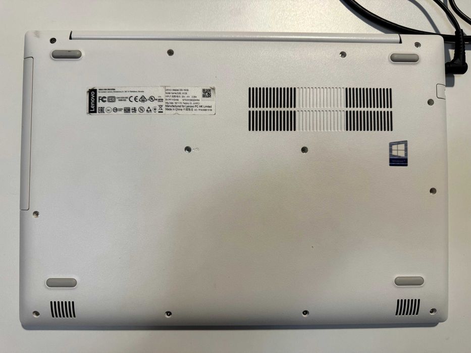 Lenovo IdeaPad 330-15IKB i5-8250U / 12GB RAM / SSD 240GB