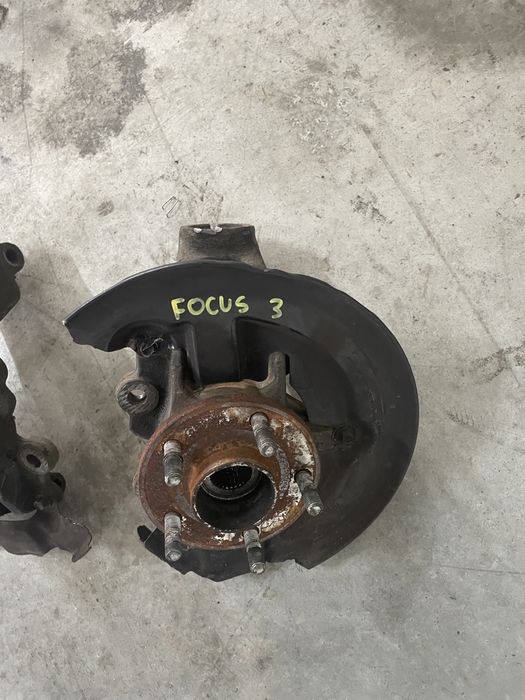 Fuzeta stanga / dreapta Ford Focus Mk 3