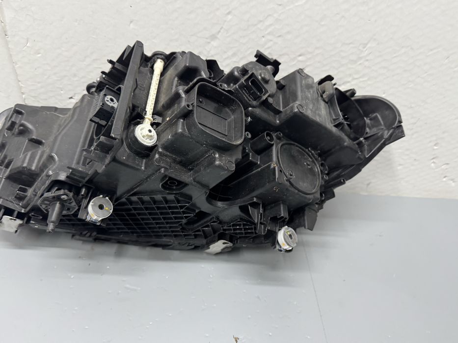 Far bmw G30 G31 seria 5 LCI full led adaptiv 2020-2023