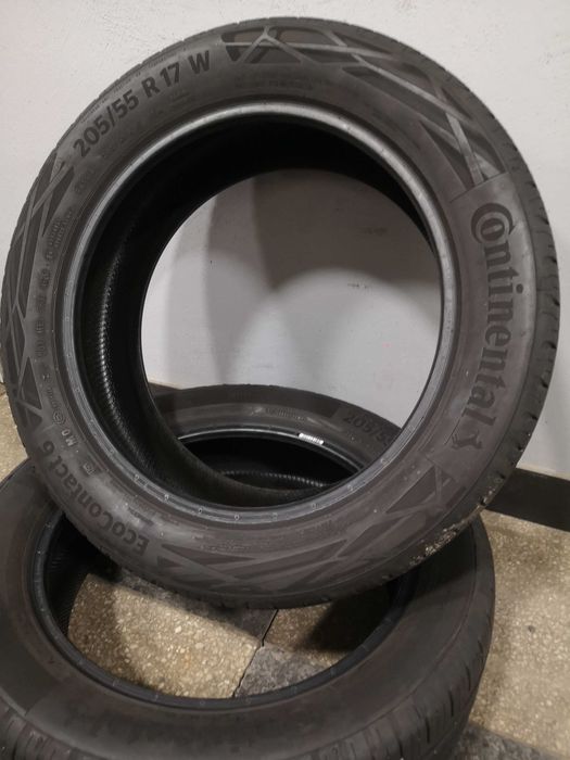 2бр 205/55/17 CONTINENTAL 6,5мм грайфер ,дот 20г. ***