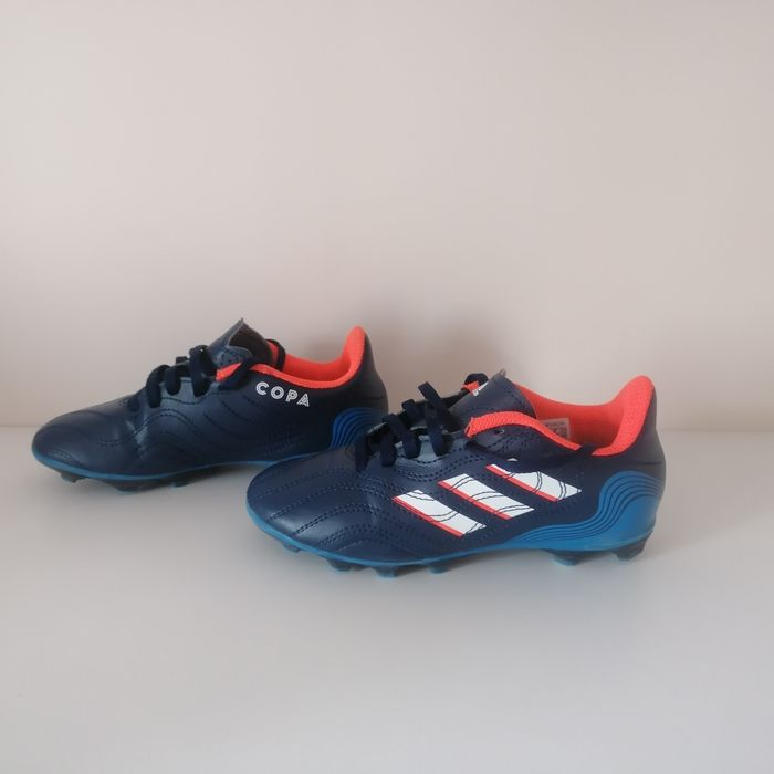 Номер 32, бутонки Адидас copa