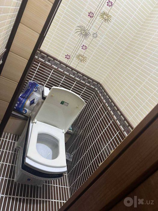 Nozva metro uy sotiladi
