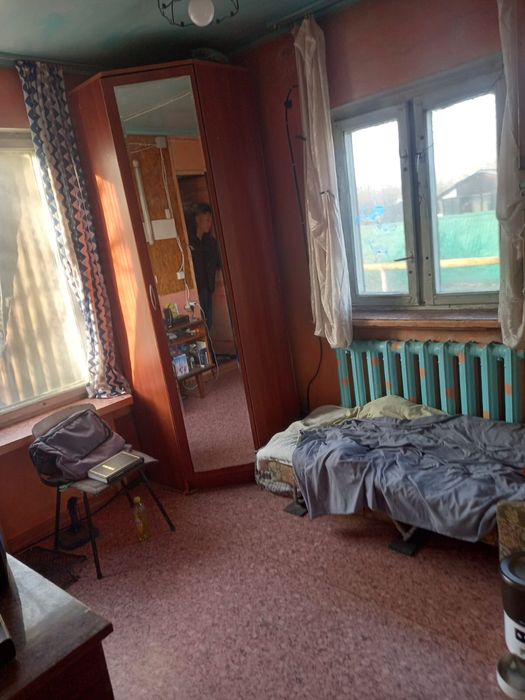 Продам пол дома в городе