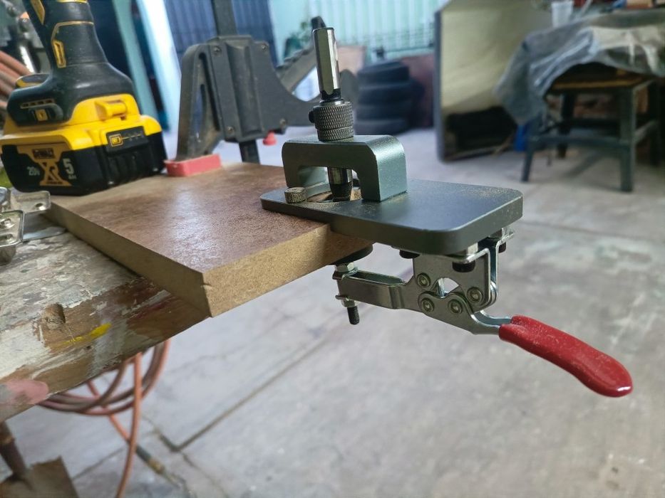 Kit pentru gaurire balamale 35mm.Aluminiu.