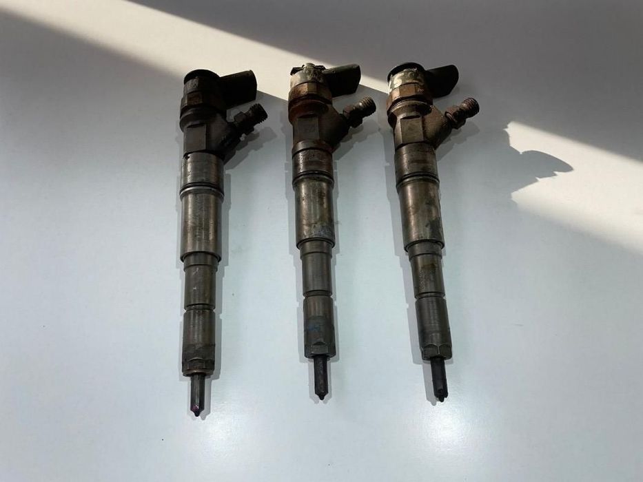 Injector 0445110212 BMW Seria 5 E60/E61 [2003 - 2007]