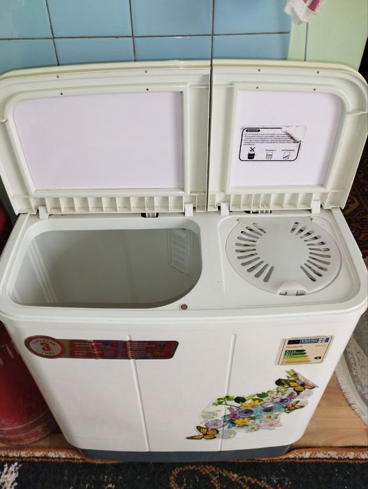 Срочно продаю‼️Стиральную машину Полуавтомат в отличном состояний