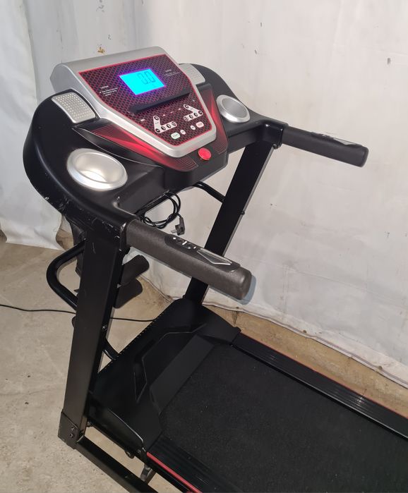 Беговая дорожка двухмоторная