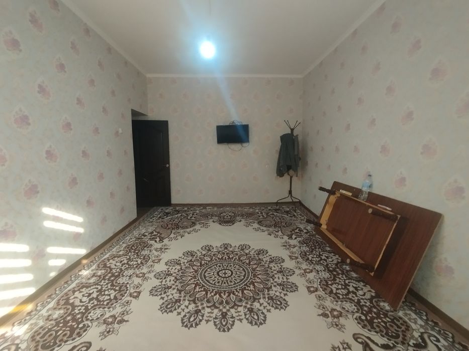 Zarafshon gastnitsa yonida 1xonali kvartira ijaraga beriladi