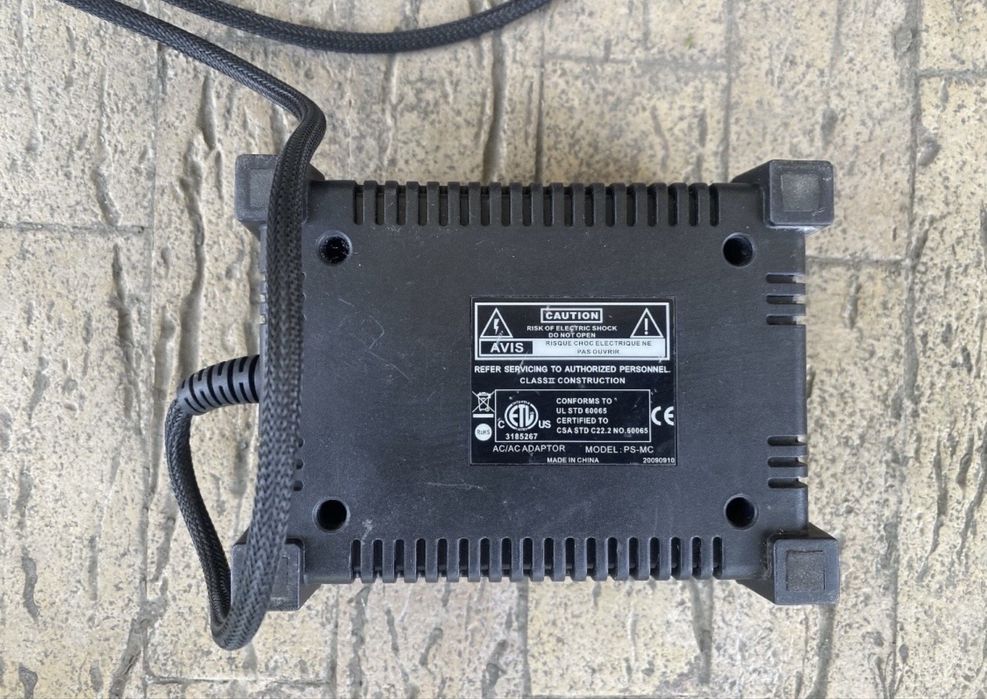 Avantone MixCubes power supply