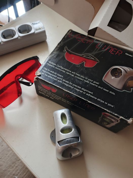 Laser construcții și ochelari