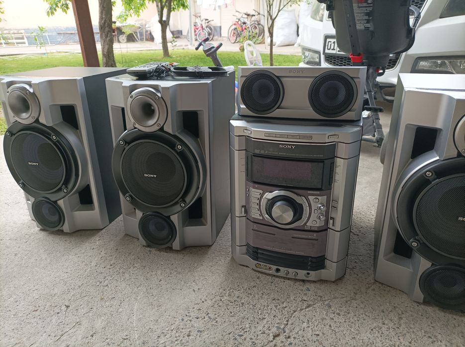 Sony gn100d muzikalni sentr sotiladi