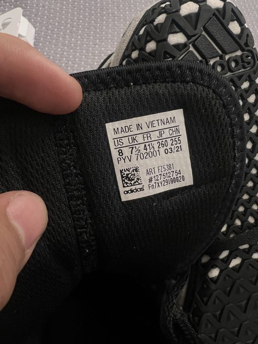 Продам борцовки Adidas. Почти новые.