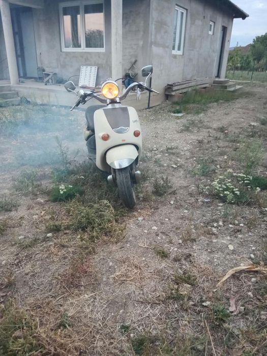 Aprilia compay custom