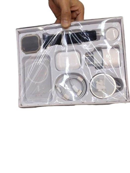 Комплект 8 в 1 с X8 Smartwatch