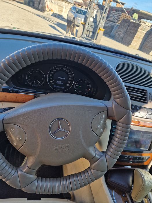 Мерцедес е 320 w211