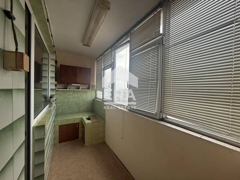 Продава се Двустаен апартамент в Русе, Здравец Изток - 63 кв.м за 733 €/кв.м - Снимка #11