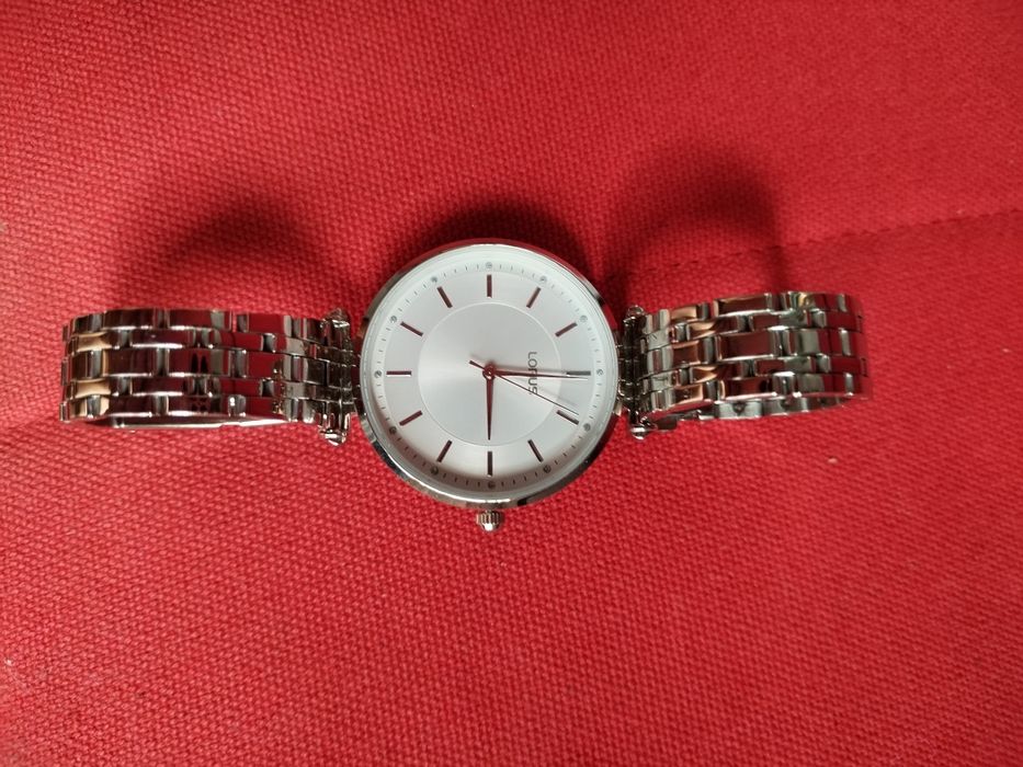 Ceas Lorus dama - nou, nefolosit