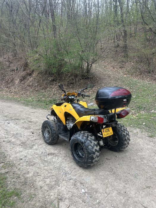 Vând atv sym 200