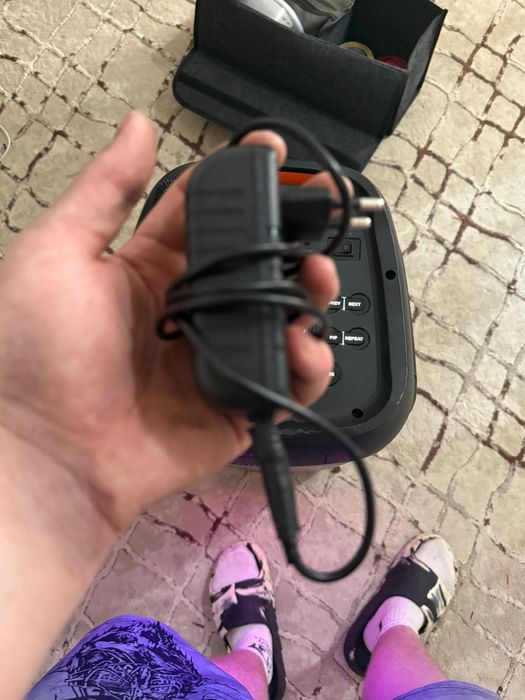 Boxă de vânzare! 450 lei